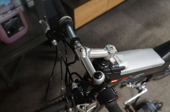 El-cykel APRILLA ENJOY