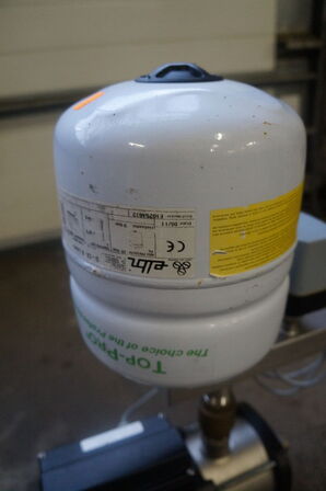 Trykforøgerpumpe GRUNDFOSS