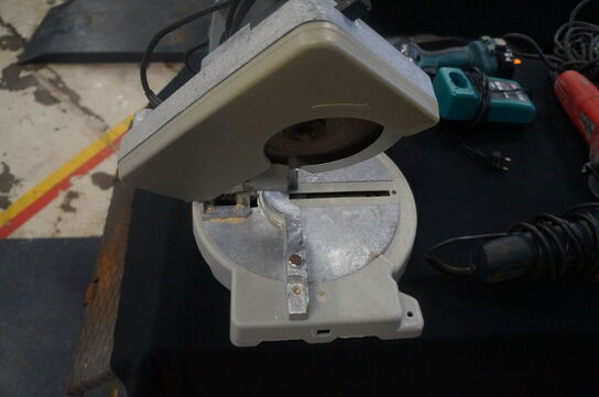 Diverse el-værktøj, fedtsprøjter m.v.