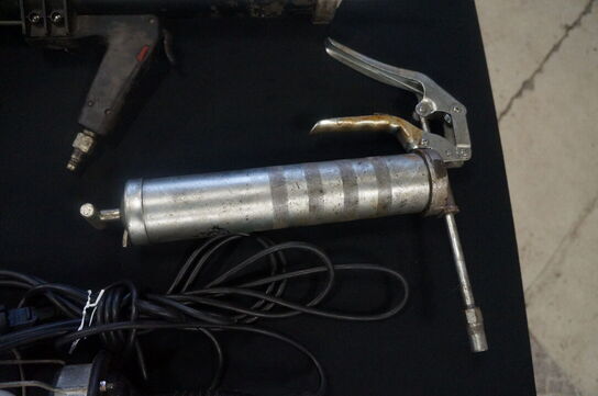 Diverse el-værktøj, fedtsprøjter m.v.