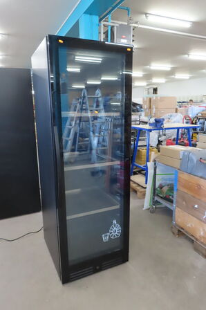 Vinkøleskab SCANDOMESTIC SV 138 B