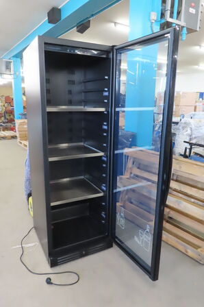 Vinkøleskab SCANDOMESTIC SV 138 B