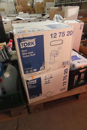 Diverse servietter samt toiletpapir