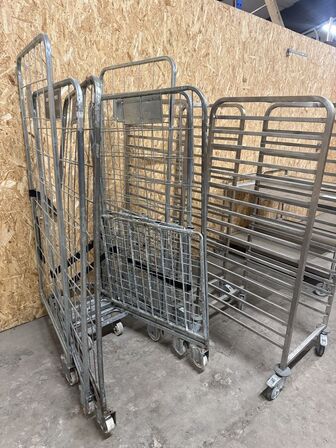 2 dobbelt gastro stik vogne + 3 rullebure (MOMSFRI)