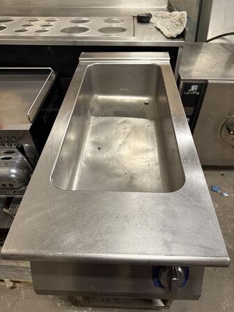 Elektrolux vandbad d.90 b.40 h.90 (MOMSFRI)