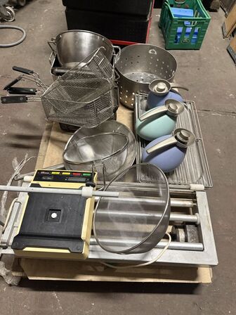 Blandet køkkenudstyr (MOMSFRI)