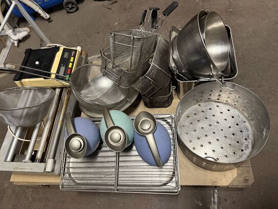 Blandet køkkenudstyr (MOMSFRI)