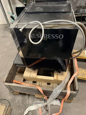 Nespresso maskine Aquila 220 (MOMSFRI)