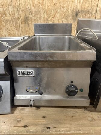 3 stk. vandbade ZANUSSI (MOMSFRI)