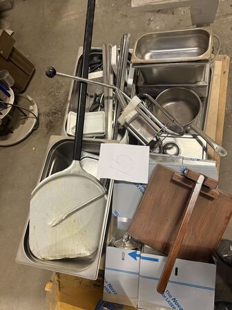 Blandet pizzaria- og café udstyr  (MOMSFRI)