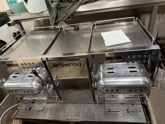 Nespresso aquila 440 kaffemaskine  (MOMSFRI)