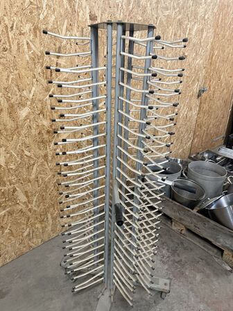 Tallerkenrack på hjul -plads til 100 tallerkner (MOMSFRI)