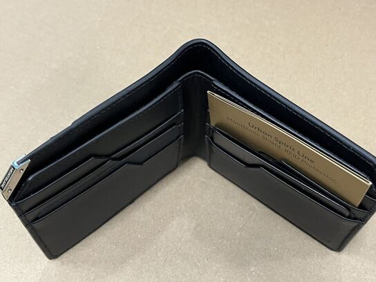 Pung  MONTBLANC Urban Spirit Wallet 6cc XB