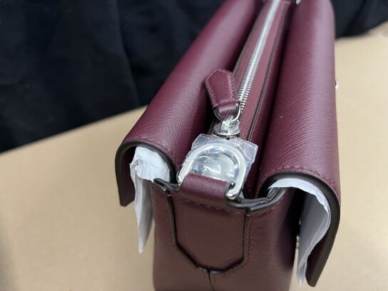 Messenger taske MONTBLANC Sartorial Tri Messenger Cassis MB199364