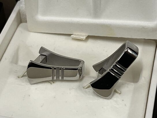 Manchetknapper samt tuxedoknapper MONTBLANC