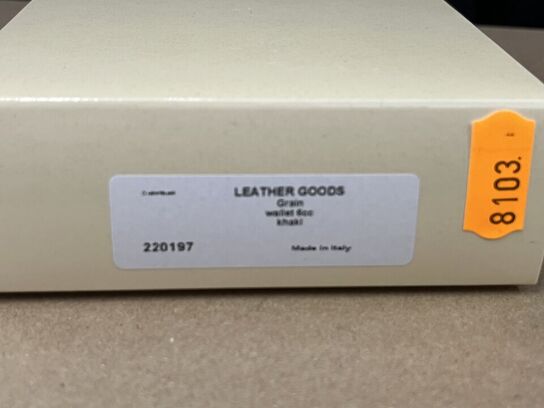 Pung MONTBLANC Grain Wallet 6cc Khaki MB220197