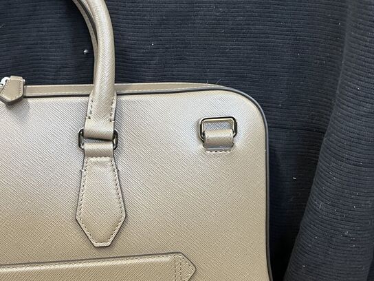 Dokumenttaske MONTBLANC Sartorial Thin Document Case Mastic MB198109