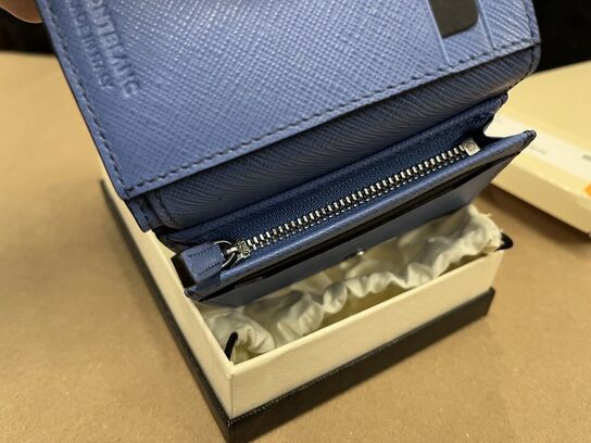 Pung MONTBLANC Sartorial Continental wallet nano Dusty Blue MB198259