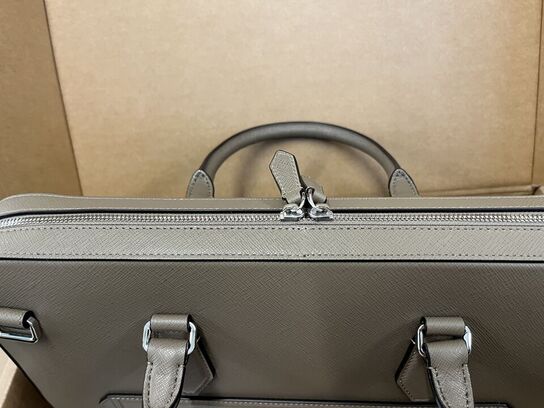 Dokumenttaske MONTBLANC Sartorial Thin Document Case Mastic MB198109