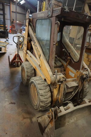 Bobcat CASE 1825