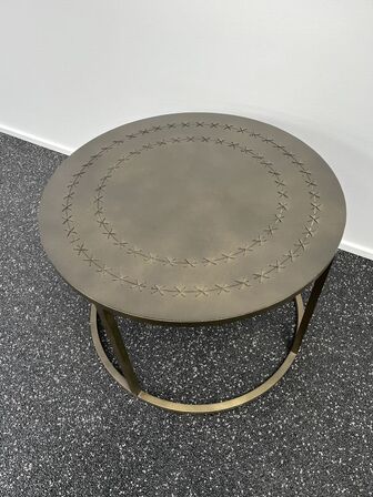 Stich sofabord ø70, højde 51