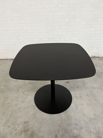 Spisebord 90x90 cm.
