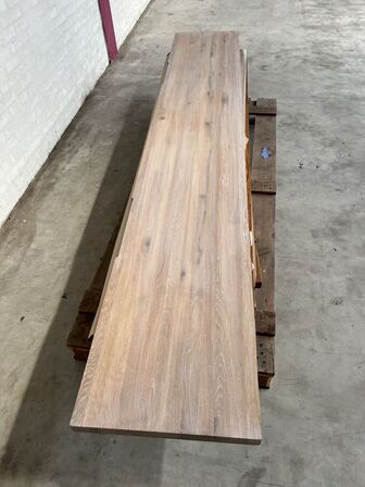 Diverse massive egetræs planker