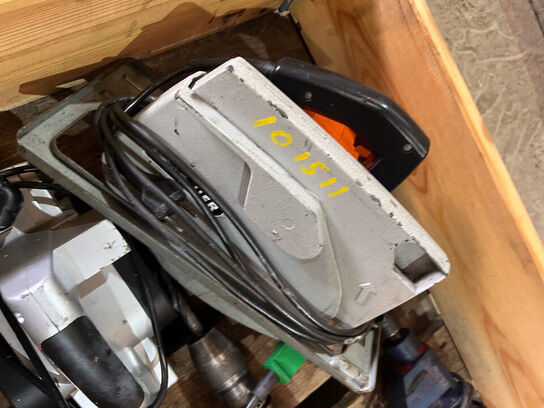 Blandet værktøj bl.a. METABO, HITACHI m.v. inkl. kompressor
