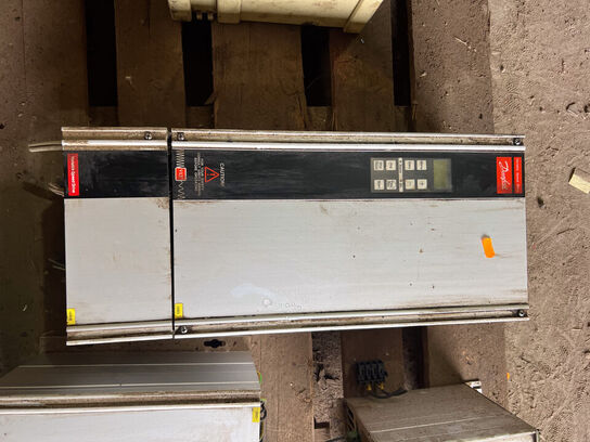 3 stk. DANFOSS invertere