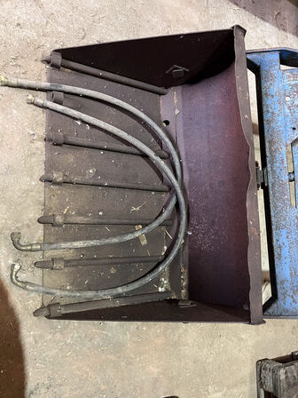 Traktor FORDSON DEXTA m. skovl