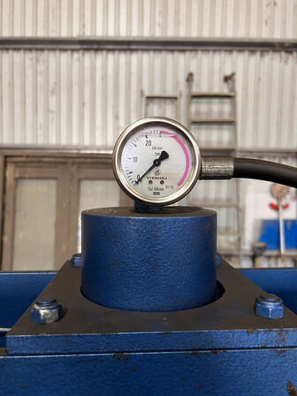 Hydraulisk presse STENHØJ 25 tons