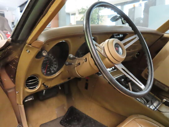 Chevrolet Corvette Stingray årgang 1975