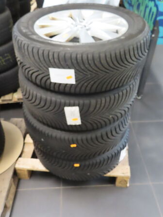 4 stk. Alufælge 215/60R16