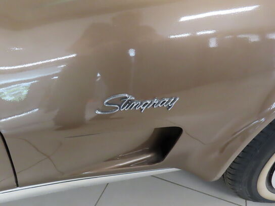 Chevrolet Corvette Stingray årgang 1975