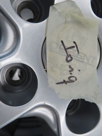 4 stk. Alufælge 205/55R16 (skade på det ene dæk)