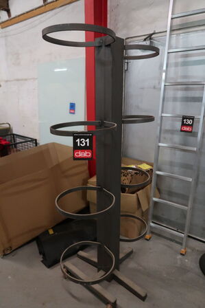 Kraftig stativ på hjul til spande 