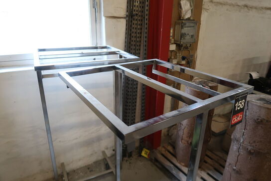 2 stk. Tøjstativer på hjul 