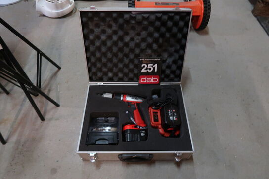Akku boremaskine, Black & Decker Cp 122
