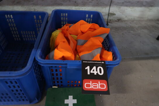 Diverse førstehjælpsudstyr m.m. 