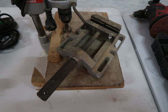 Makita boremaskine & søjlestativ