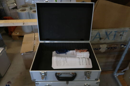 6 stk. Alu kufferter 