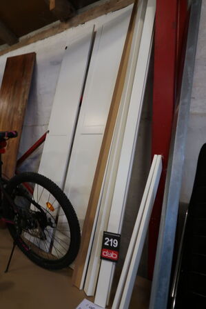 2 stk. Højskabslåger 40x195 cm m.m Momsfri