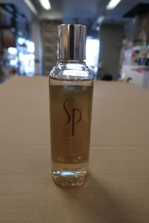 4 stk. Wella SP Luxe Oil Keratin Protect Shampoo 200 ml