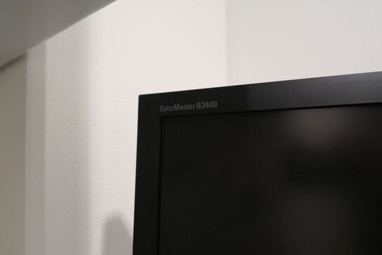 Computerskærm SAMSUNG SyncMaster B2440, tastatur samt computer