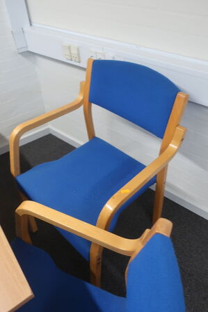 Bord samt 3 stk. stole 