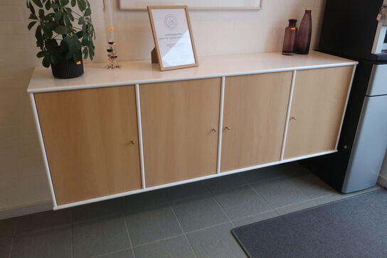 Kommode uden indhold