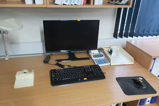 Monitor, tastatur, lommeregner m.v. 