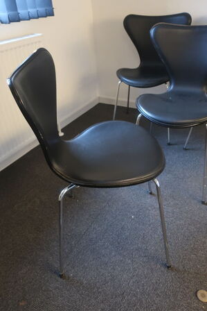 6 stk. spisebordsstole FRITZ HANSEN "Syveren"