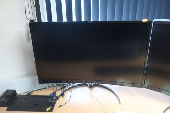2 stk. monitorer, tastatur, mus samt docking-station 