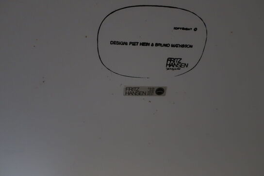 Spisebord FRITZ HANSEN Piet Hein SuperElipse 